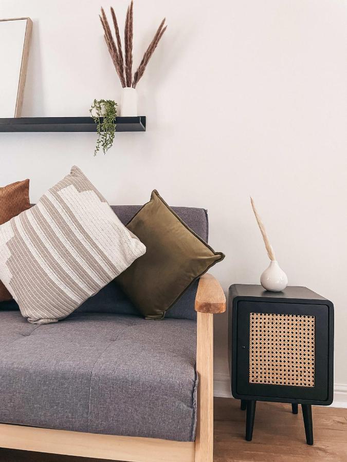 Hollybush Apartment, By Solace Stays Newport  Eksteriør bilde